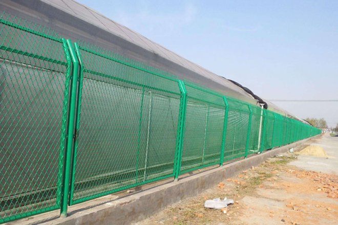 Wire Mesh Fence Universal Fencing